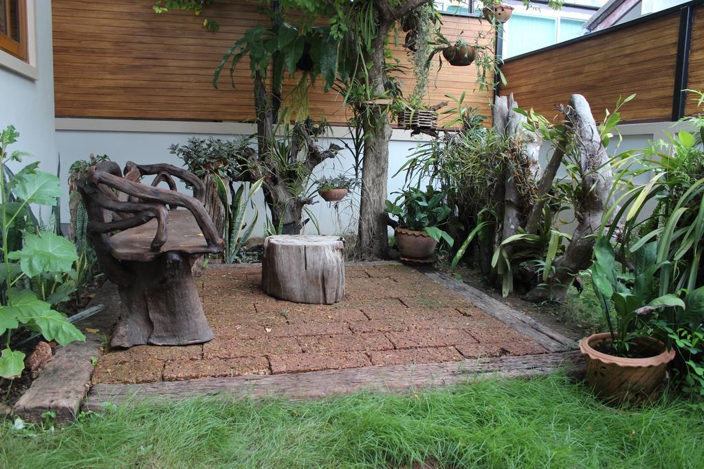 Tree Home Plus Nakhon Si Thammarat Eksteriør billede