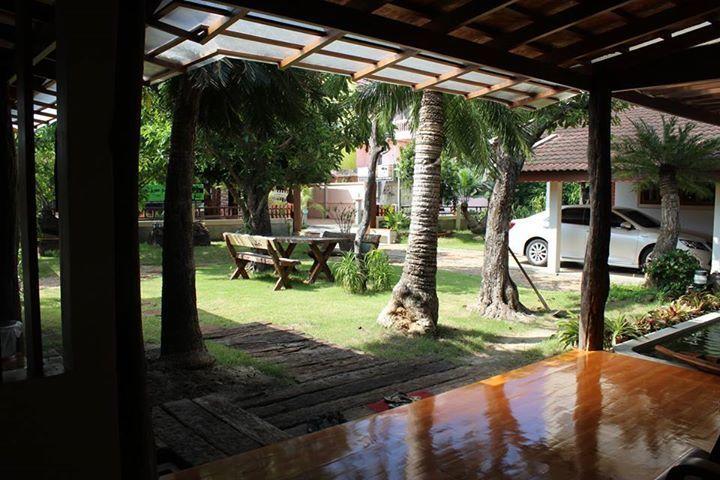 Tree Home Plus Nakhon Si Thammarat Eksteriør billede