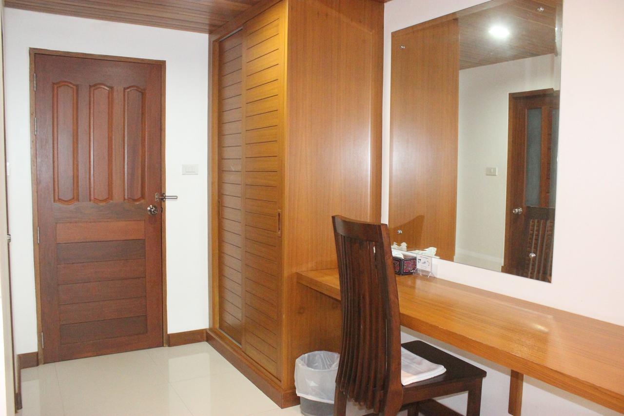 Tree Home Plus Nakhon Si Thammarat Eksteriør billede